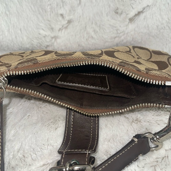 Coach Brown Shoulder Bag with Leather Trim - Picture 5 of 10